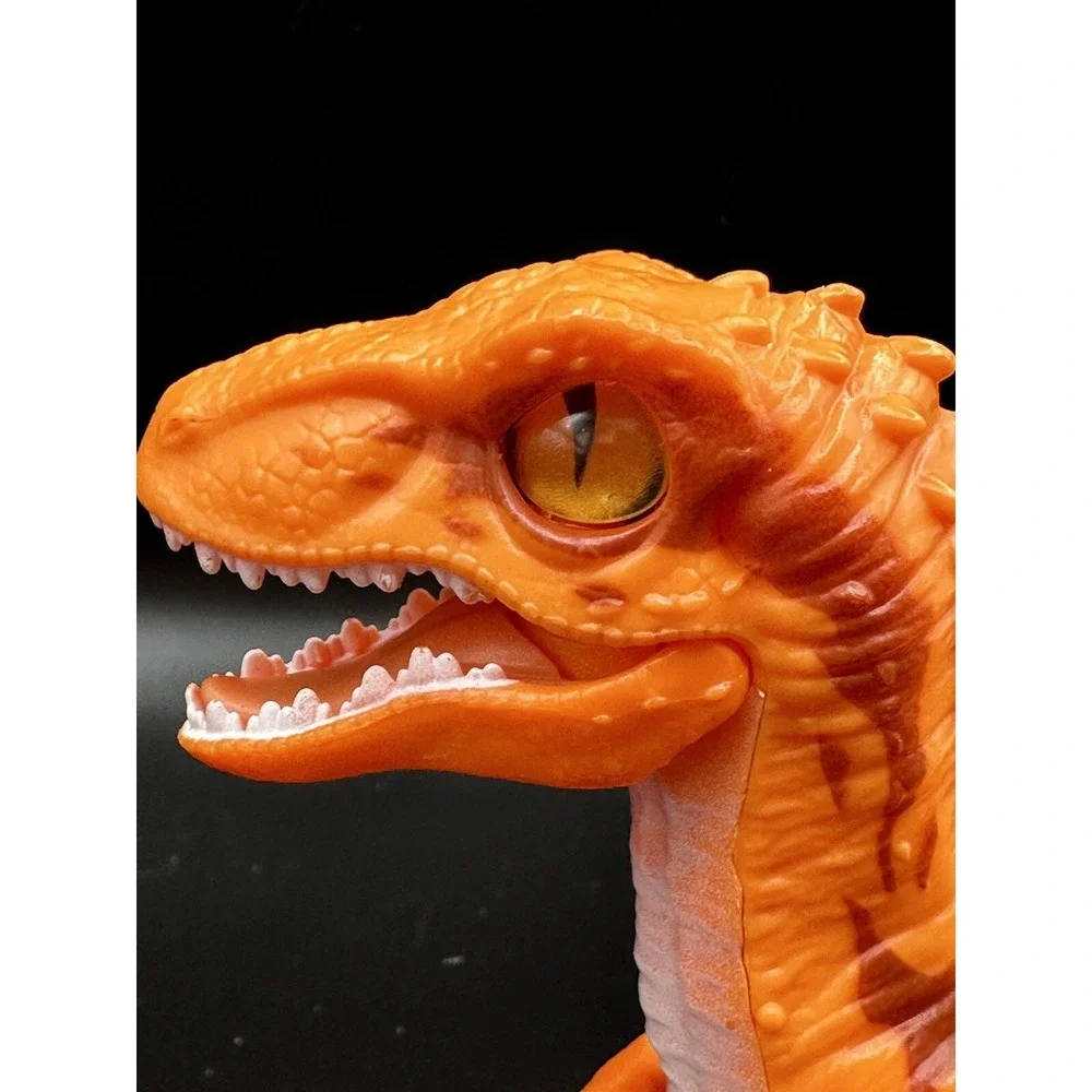 Zuru‎ Robo Alive Dino Wars Attacking Velociraptor Orange Walks Lights Up Chomps